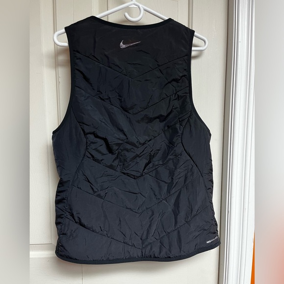 Nike Women’s Reversible Vest - Picture 6 of 7